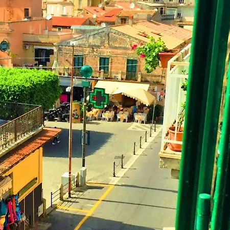 アパート Locazione Turistica Roma トロペーア